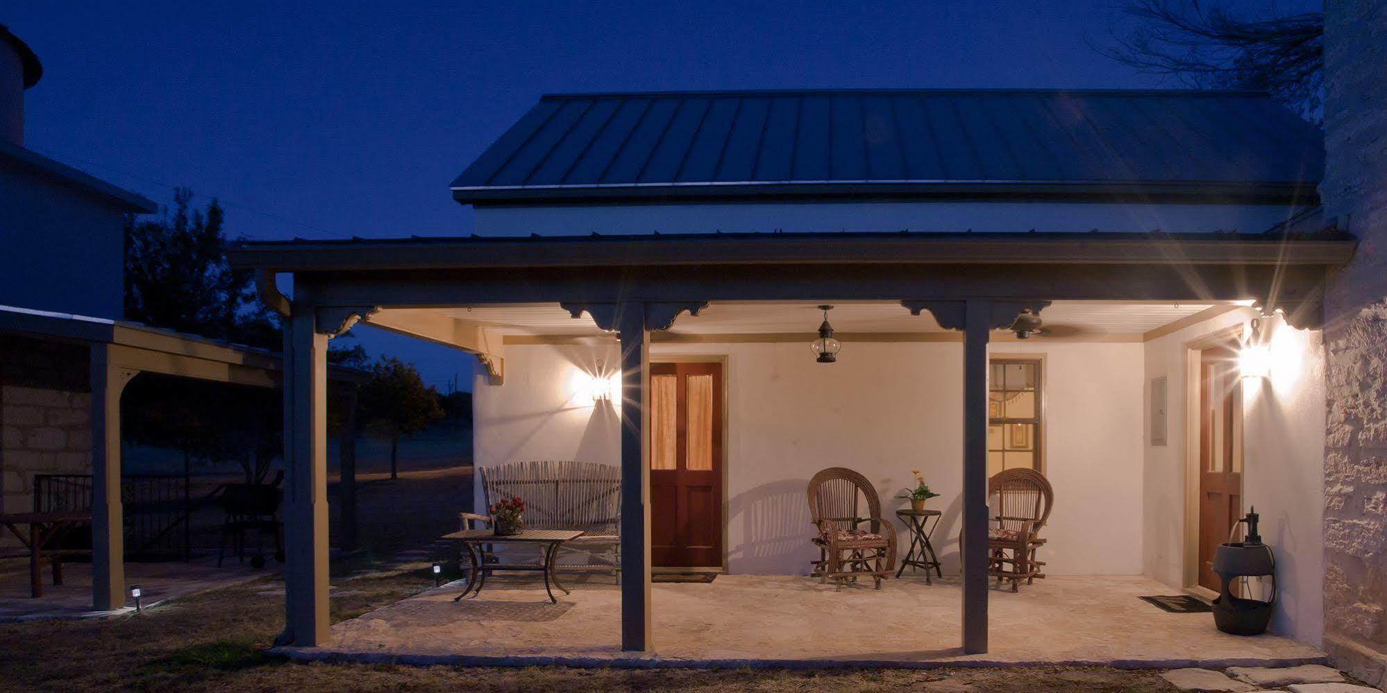 Rock House Hideaway Complex Fredericksburg Exterior photo